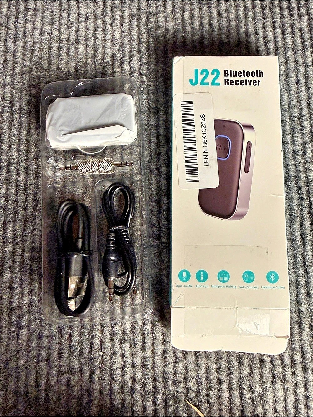NIB J22 Bluetooth Receiver - Aux Adapter for Car/Home Audio
